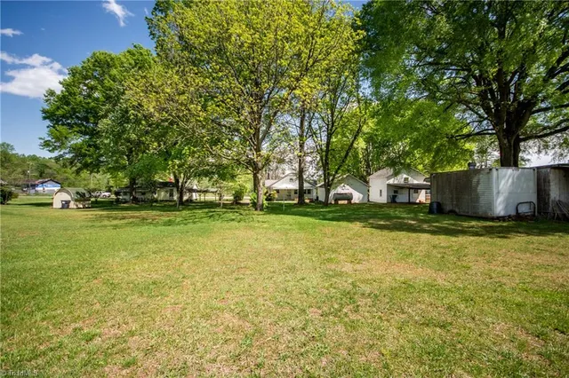 $255,000 | 495 Us Highway, Statesville, NC 28625