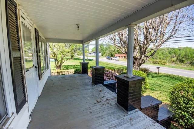 $255,000 | 495 Us Highway, Statesville, NC 28625