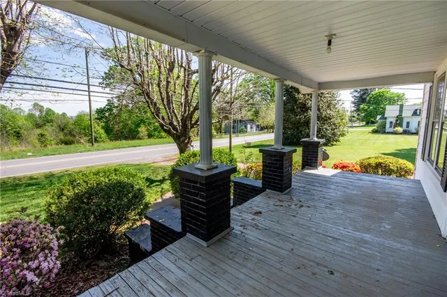 $255,000 | 495 Us Highway, Statesville, NC 28625
