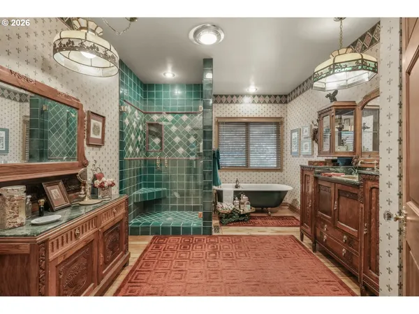 $1,900,000 | 309 Granite Street, Ashland, OR 97520