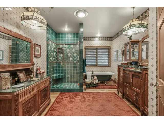 $1,900,000 | 309 Granite Street, Ashland, OR 97520