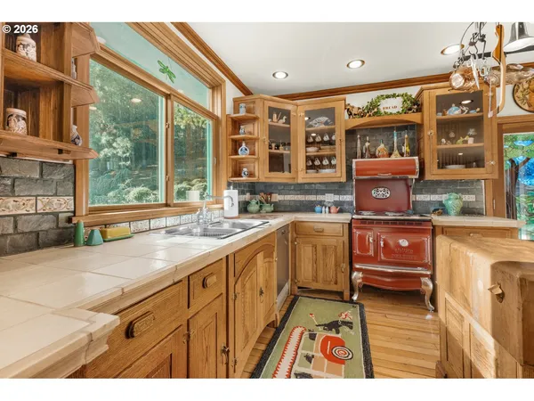 $1,900,000 | 309 Granite Street, Ashland, OR 97520