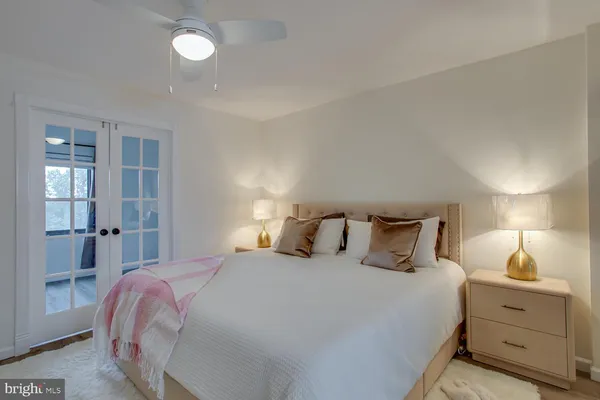 $3,000 | 203 Yoakum Parkway, Unit 1217, Alexandria, VA 22304