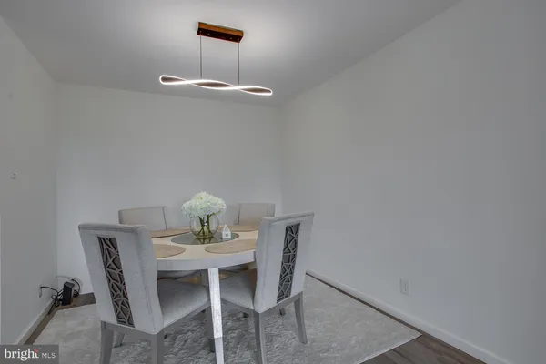 $3,000 | 203 Yoakum Parkway, Unit 1217, Alexandria, VA 22304