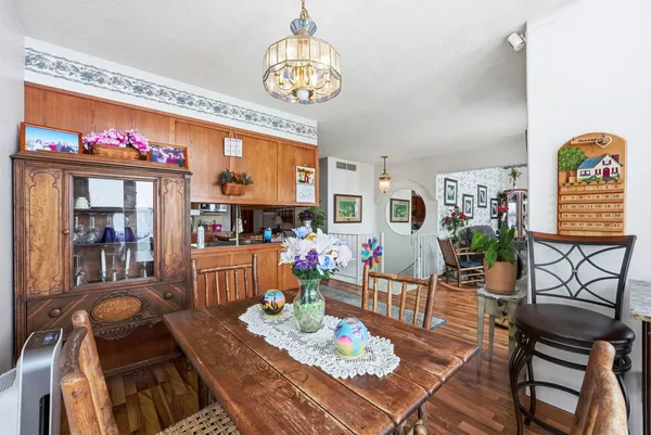 $850,000 | 610 North Albert Eckert Drive, North Webster, IN 46555