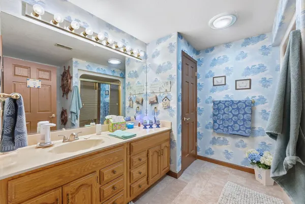 $850,000 | 610 North Albert Eckert Drive, North Webster, IN 46555