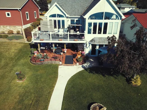 $850,000 | 610 North Albert Eckert Drive, North Webster, IN 46555