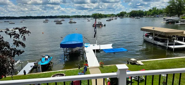 $850,000 | 610 North Albert Eckert Drive, North Webster, IN 46555