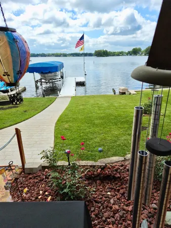 $850,000 | 610 North Albert Eckert Drive, North Webster, IN 46555