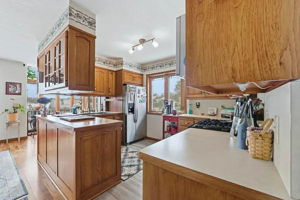 $850,000 | 610 North Albert Eckert Drive, North Webster, IN 46555