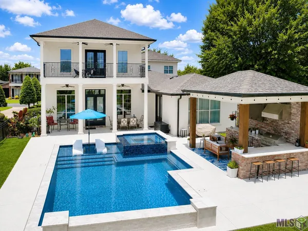 $740,000 | 6216 Breeze Point Drive, Gonzales, LA 70737
