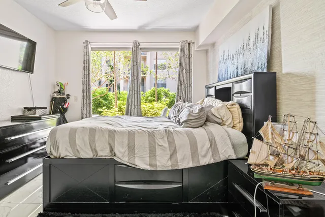 $2,250 | 1803 North Flagler Drive, Unit 115, West Palm Beach, FL 33407