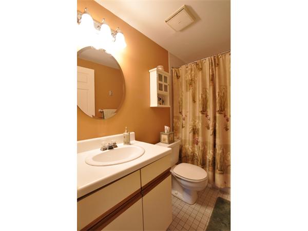 160 Commandants Way, Unit 303 Chelsea, MA 02150 - Photo 5 of 17 Gallery Image 5
