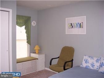 261 Elm Street Reading, PA 19606 - Photo 9 of 12 Bedroom 3