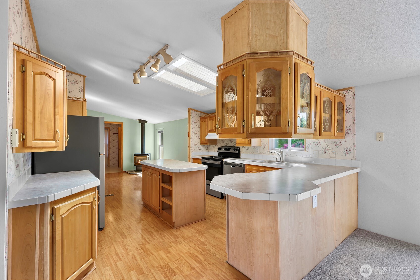 1237 Ginger Place Bellingham, WA 98226 - Photo 10 of 38