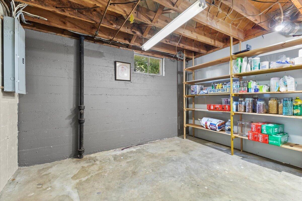 4908 Rutgers Street Northwest Roanoke, VA 24012 - Photo 26 of 29 26-4908 Rutgers St NW-26