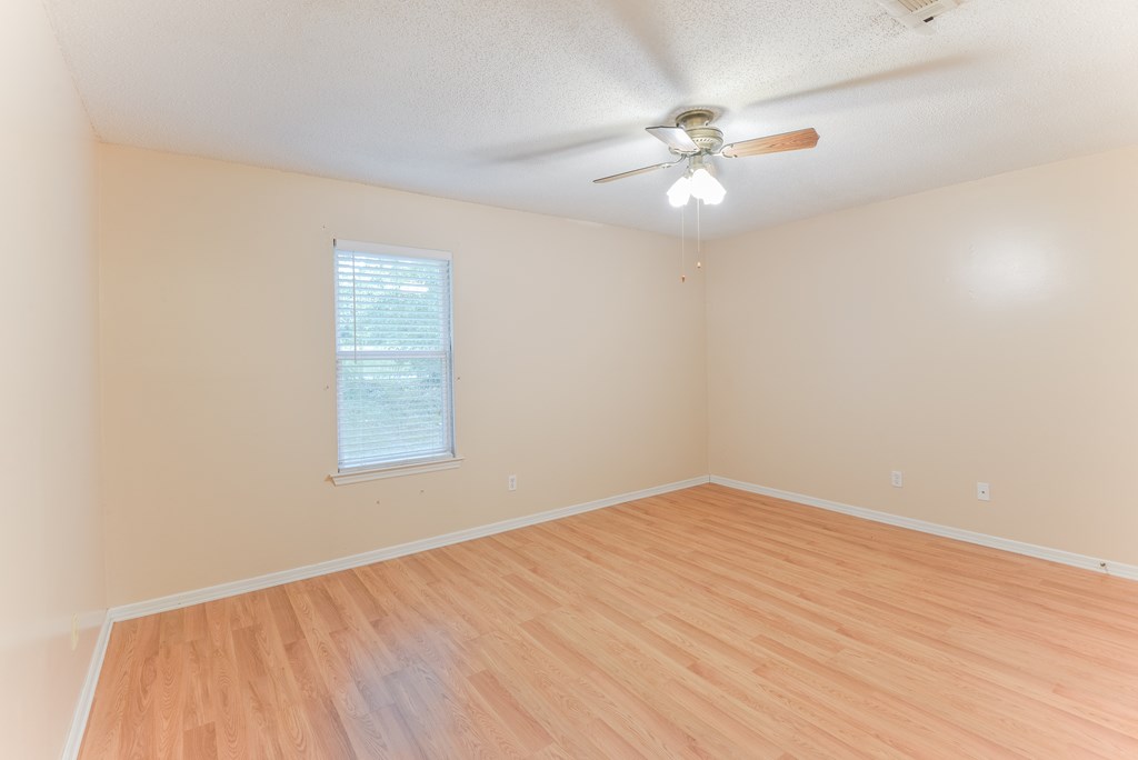 1968 Springchase Way Dalton, GA 30720 - Photo 22 of 34 Gallery Image 22