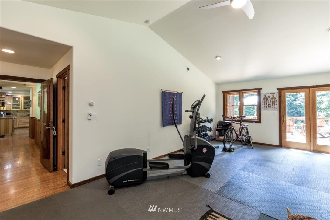 155 East Beach Road Nordland, WA 98358 - Photo 16 of 25 Gallery Image 16