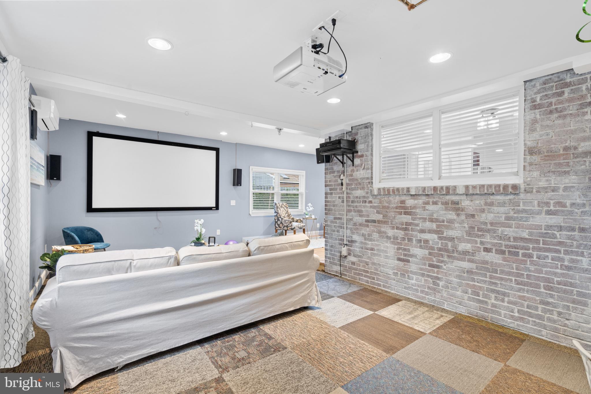 7316 Gresham Street Springfield, VA 22151 - Photo 24 of 58 Gallery Image 24