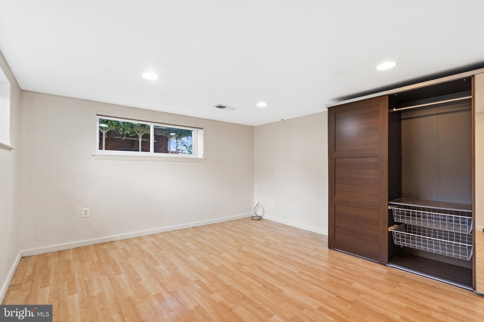 7316 Gresham Street Springfield, VA 22151 - Photo 40 of 58 Gallery Image 40