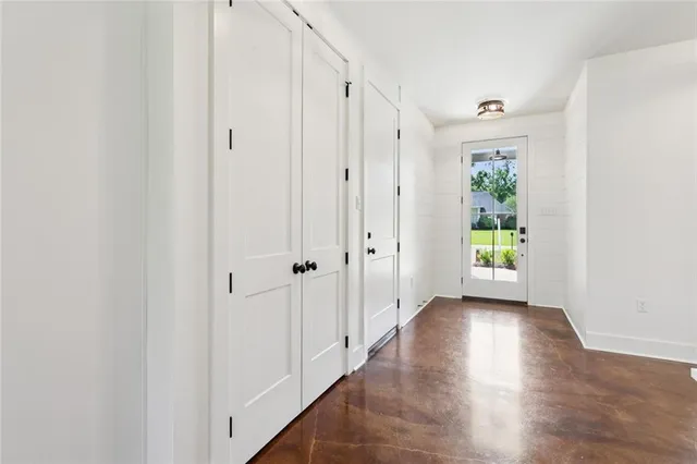 $400,000 | 20240 Fairway Drive, Springfield, LA 70462