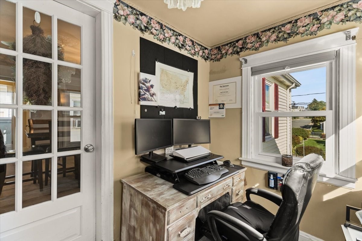 47 Bush Street Fall River, MA 02724 - Photo 6 of 45 Gallery Image 6
