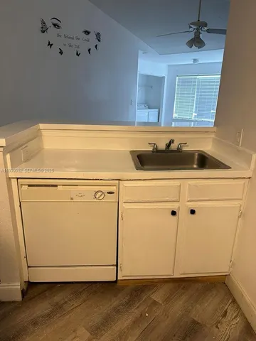 a close view of stove top oven