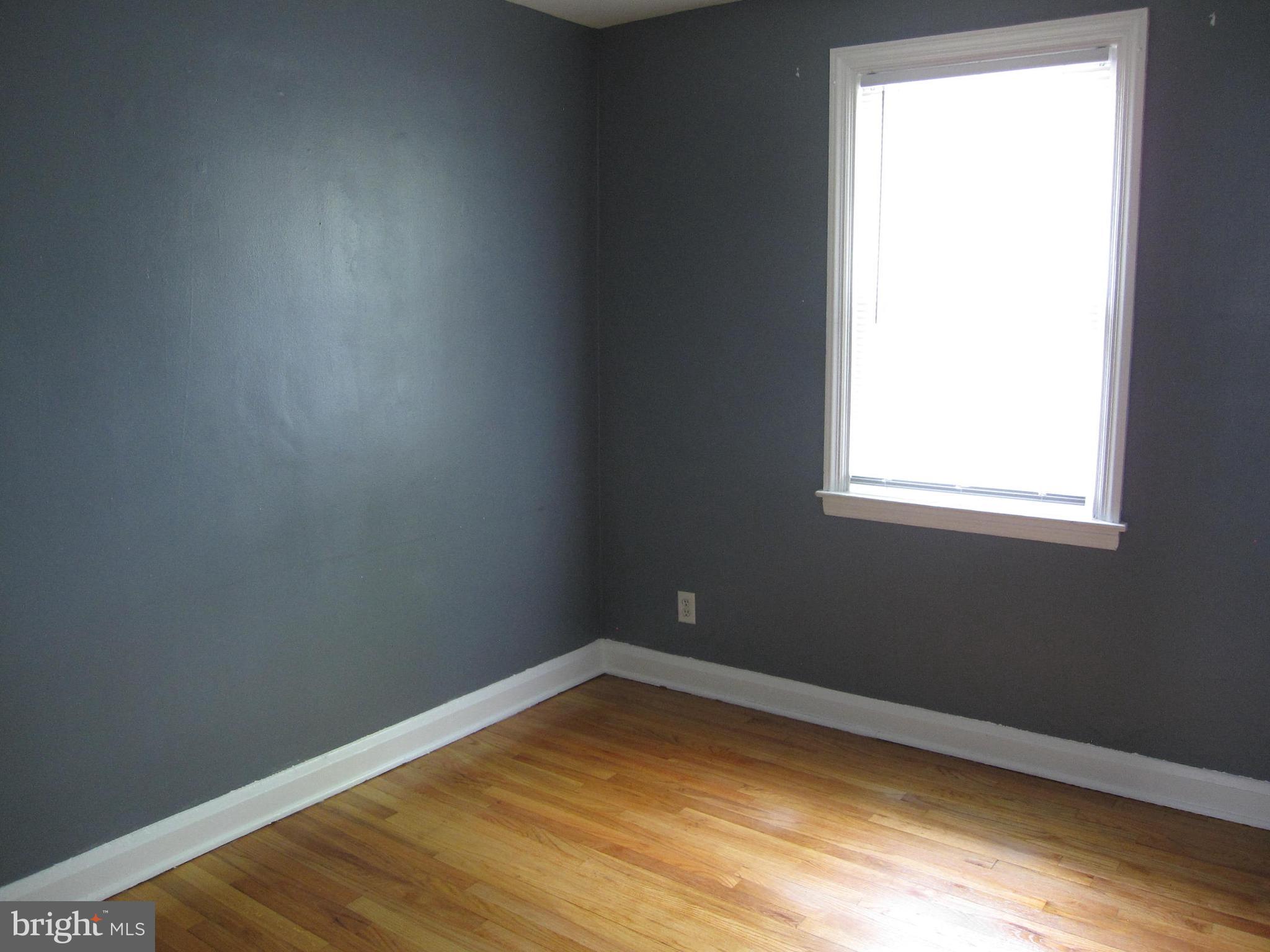 1827 Glen Ridge Road Towson, MD 21286 - Photo 22 of 39 Bedroom #3