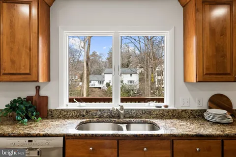 $1,550,000 | 7819 English Way, Bethesda, MD 20817