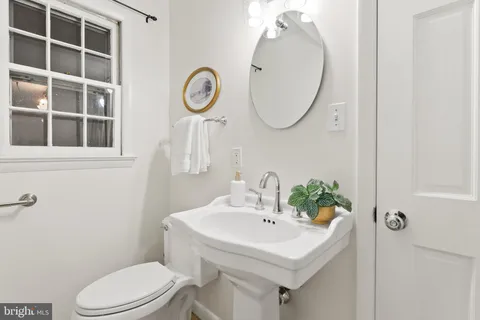 $1,550,000 | 7819 English Way, Bethesda, MD 20817