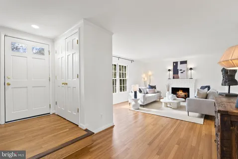 $1,550,000 | 7819 English Way, Bethesda, MD 20817