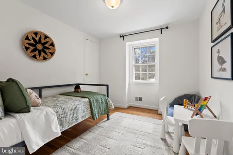 $1,550,000 | 7819 English Way, Bethesda, MD 20817