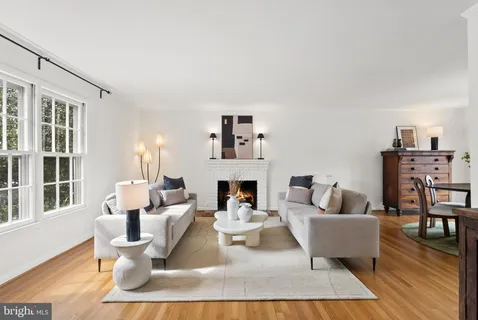 $1,550,000 | 7819 English Way, Bethesda, MD 20817