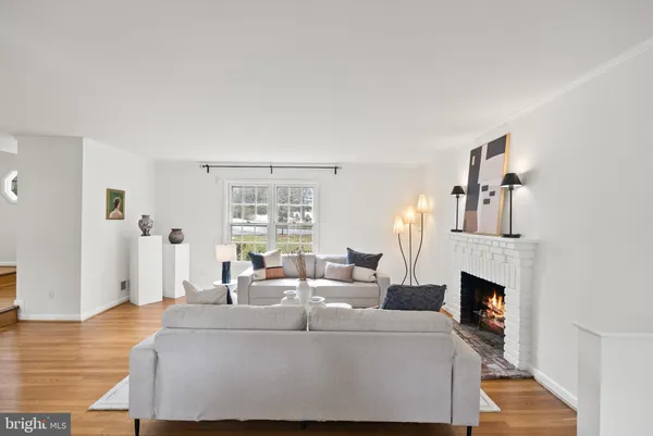 $1,499,000 | 7819 English Way, Bethesda, MD 20817