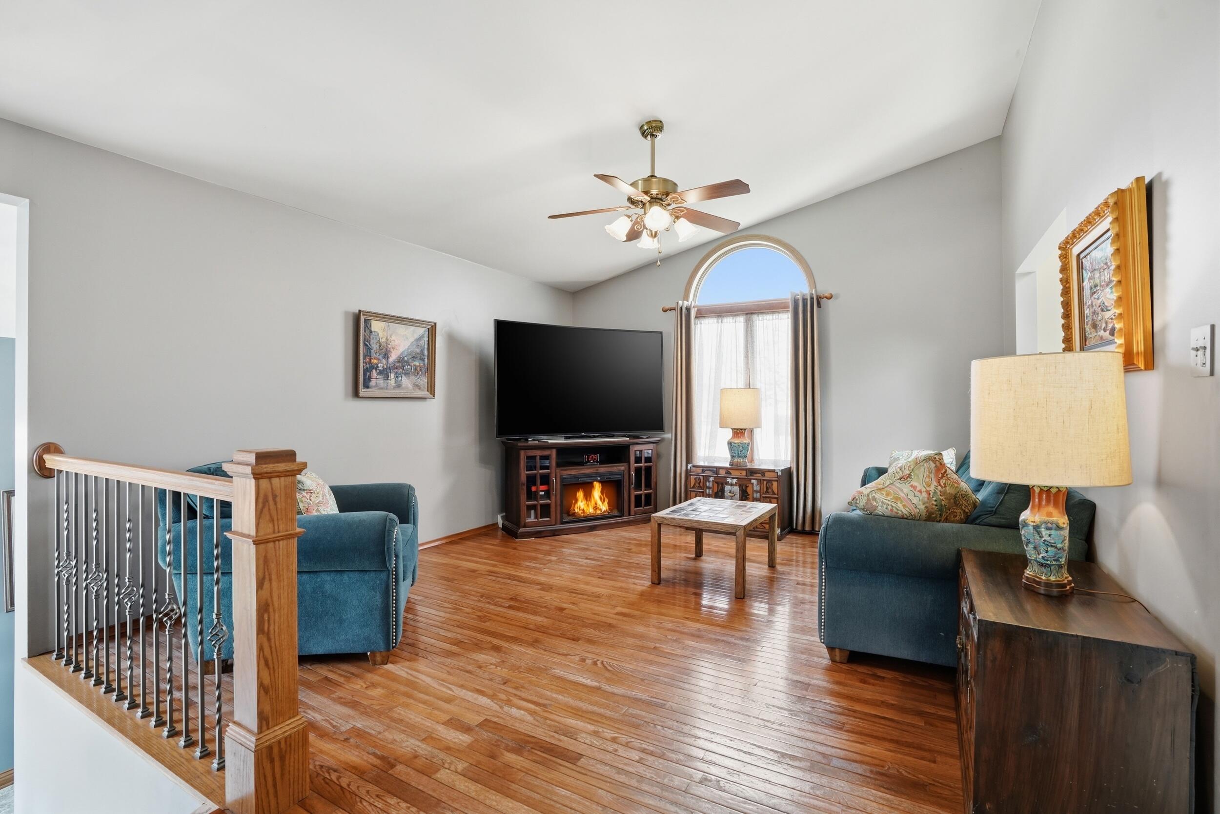 6325 West 89th Avenue Crown Point, IN 46307 - Photo 5 of 27 2500x1668