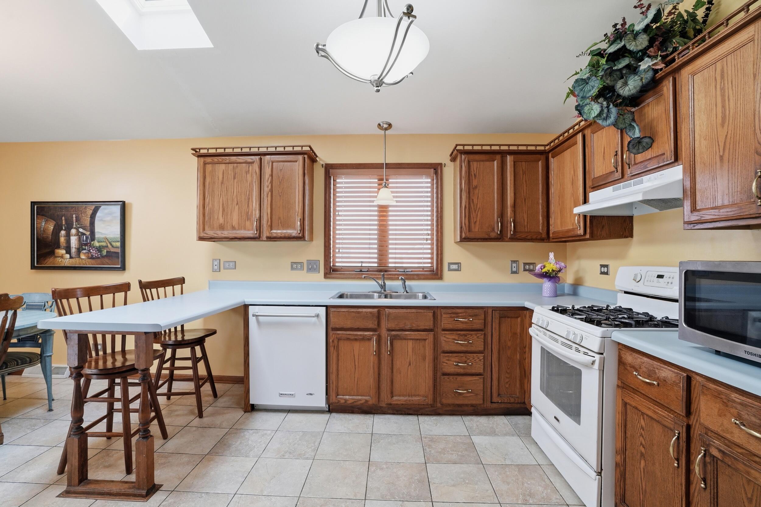 6325 West 89th Avenue Crown Point, IN 46307 - Photo 10 of 27 2500x1667