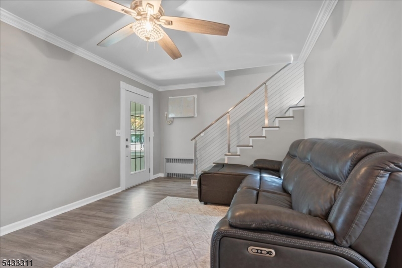 175 Colonial Road West Union, NJ 07083 - Photo 7 of 50