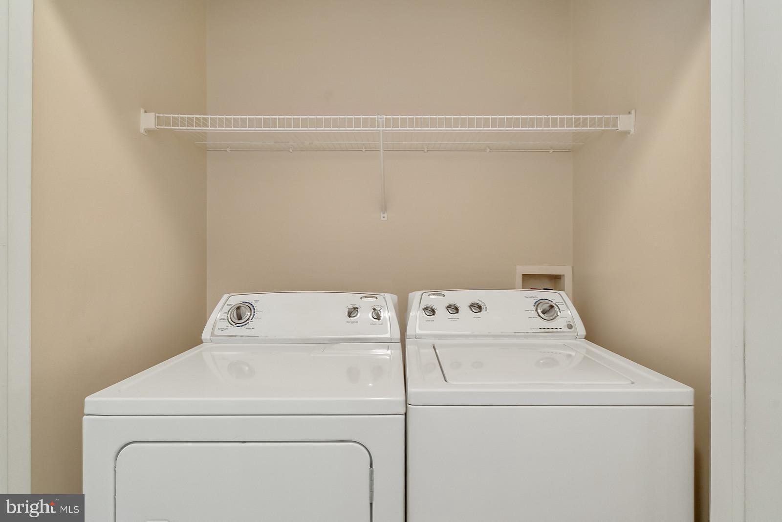 508 Sunset View Terrace Southeast, Unit 306 Leesburg, VA 20175 - Photo 16 of 46