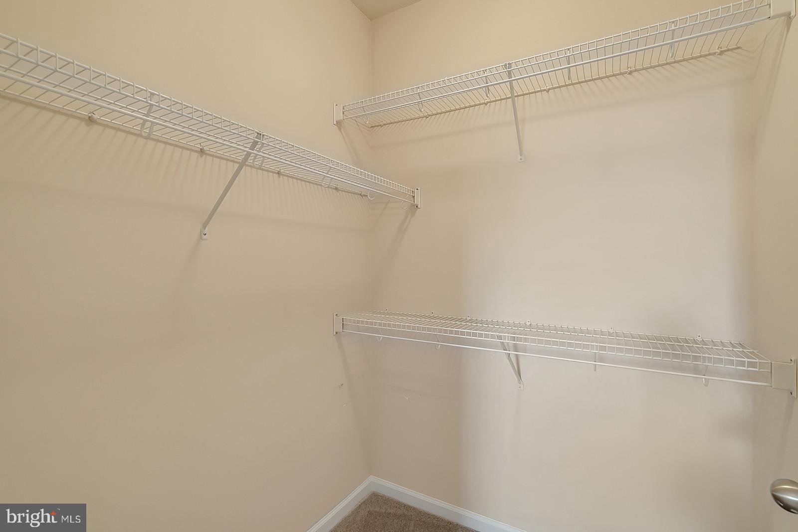 508 Sunset View Terrace Southeast, Unit 306 Leesburg, VA 20175 - Photo 21 of 46