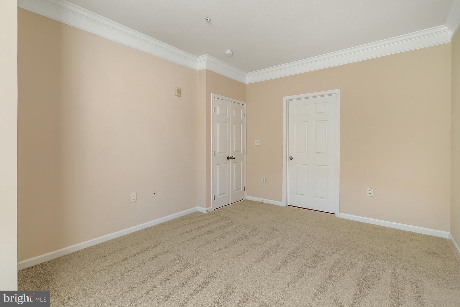 508 Sunset View Terrace Southeast, Unit 306 Leesburg, VA 20175 - Photo 25 of 46