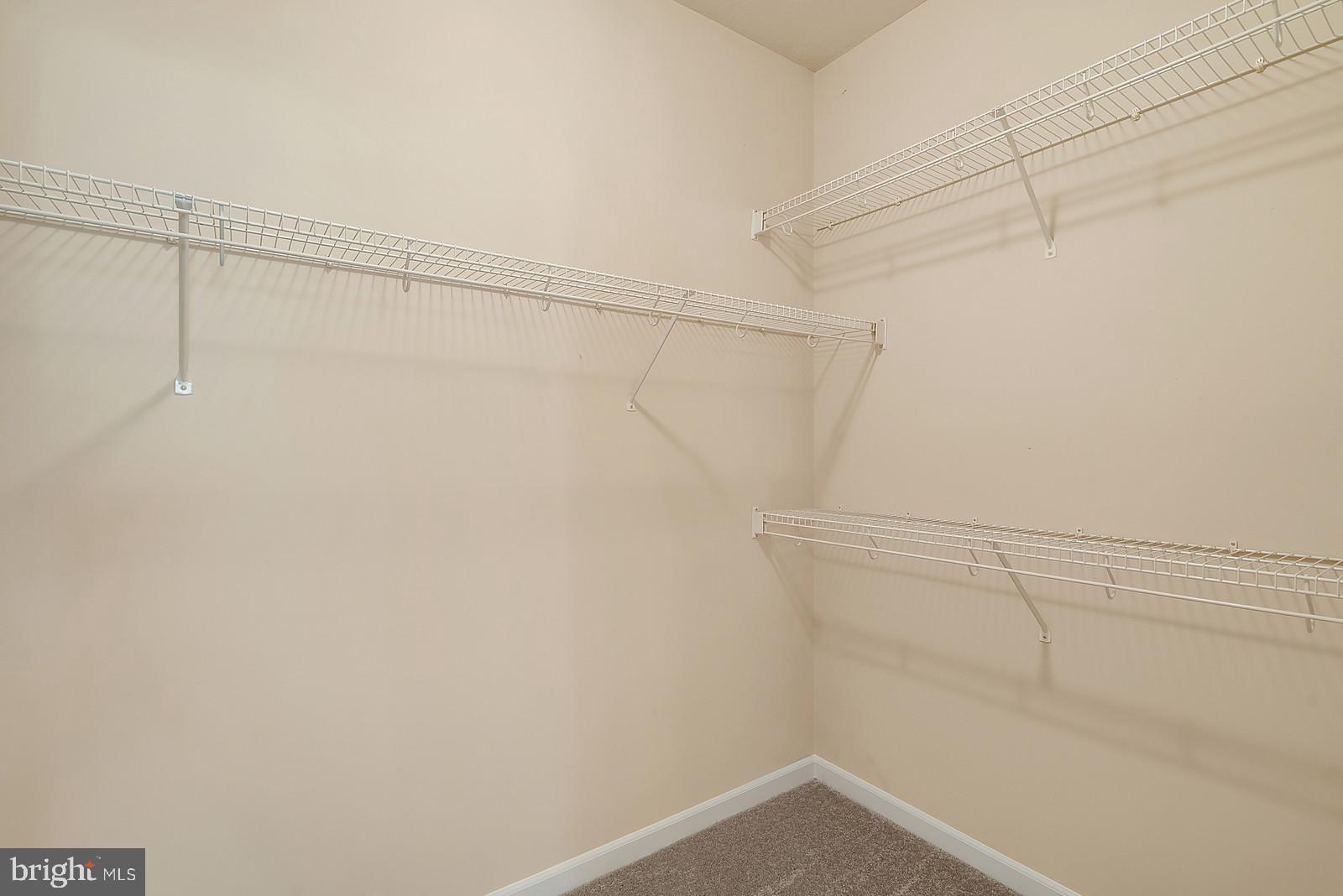 508 Sunset View Terrace Southeast, Unit 306 Leesburg, VA 20175 - Photo 30 of 46