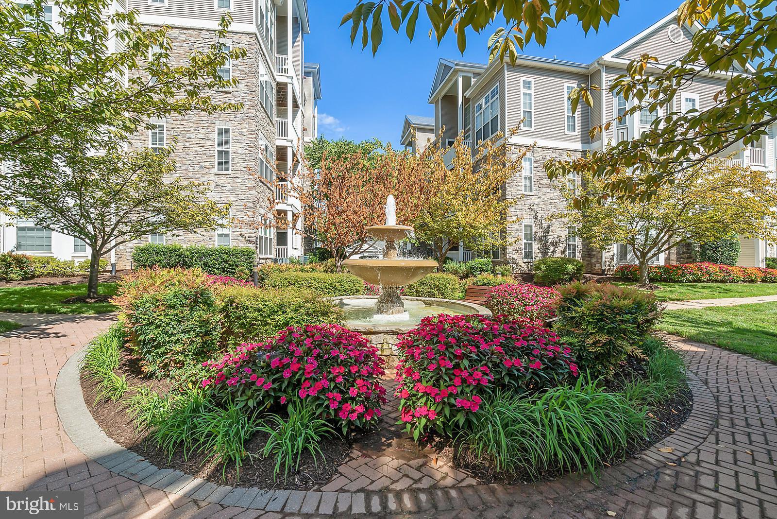 508 Sunset View Terrace Southeast, Unit 306 Leesburg, VA 20175 - Photo 34 of 46
