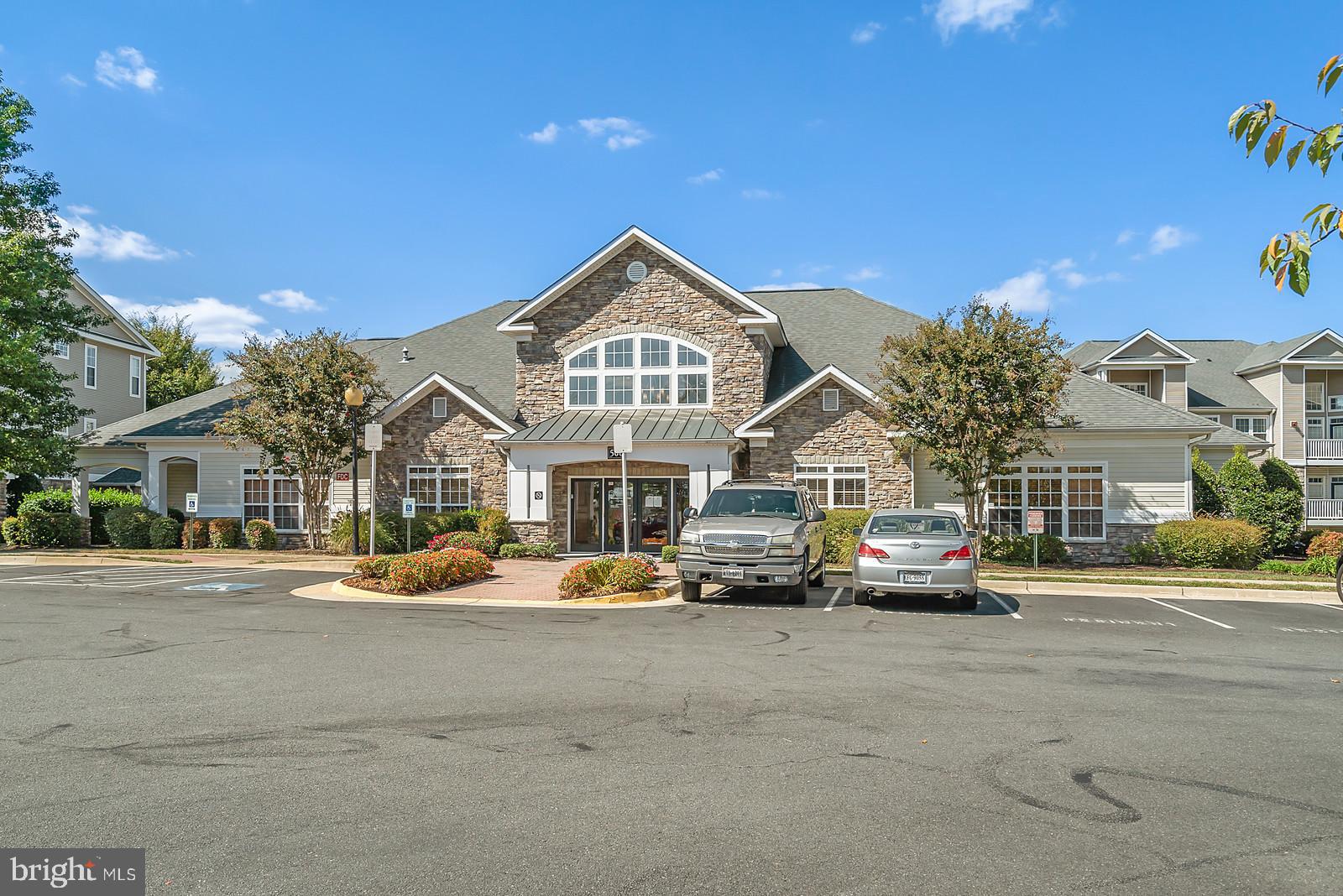 508 Sunset View Terrace Southeast, Unit 306 Leesburg, VA 20175 - Photo 39 of 46