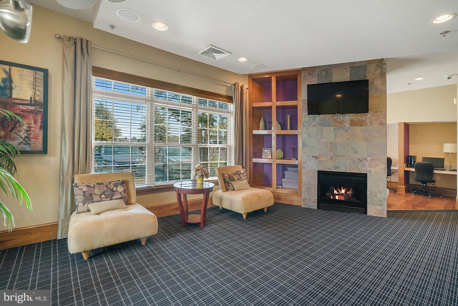 508 Sunset View Terrace Southeast, Unit 306 Leesburg, VA 20175 - Photo 42 of 46