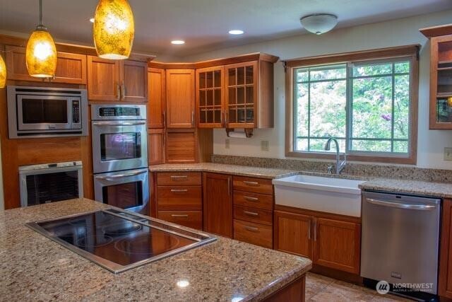 9844 173rd Avenue Southwest Rochester, WA 98579 - Photo 5 of 36 Gallery Image 5