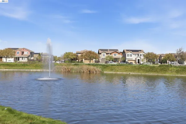 $699,000 | 464 Coolcrest Drive, Oakley, CA 94561