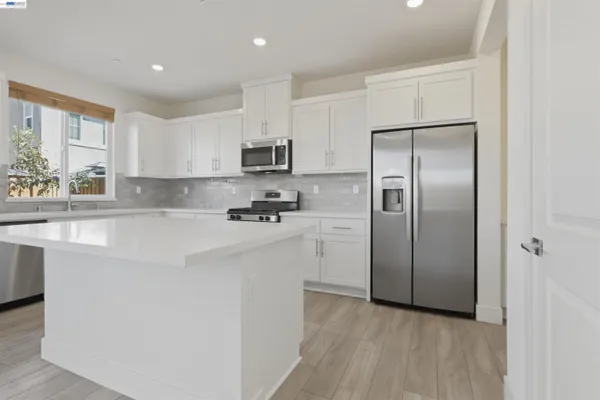 $729,000 | 464 Coolcrest Drive, Oakley, CA 94561