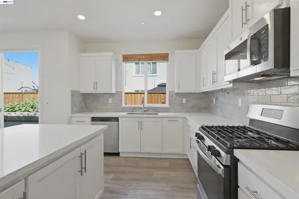 $729,000 | 464 Coolcrest Drive, Oakley, CA 94561