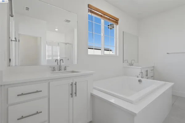 $729,000 | 464 Coolcrest Drive, Oakley, CA 94561