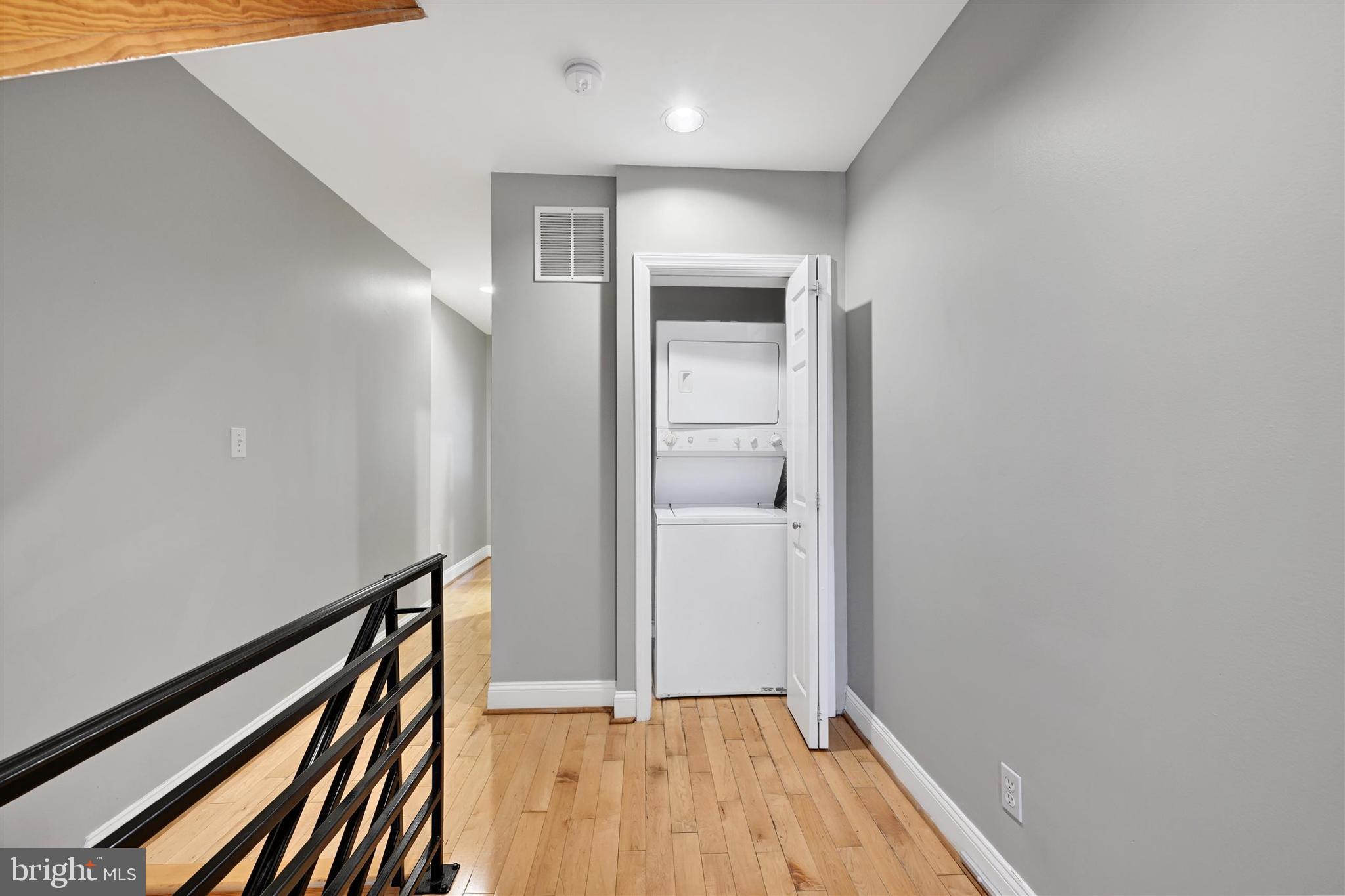 2527 Foster Avenue Baltimore, MD 21224 - Photo 12 of 35